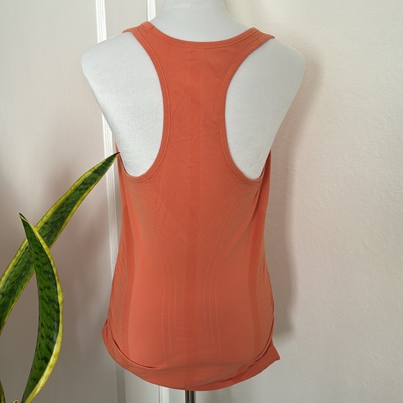 Athleta Tangerine Racer Back Tank Ruched Size Medium - Picture 4 of 6